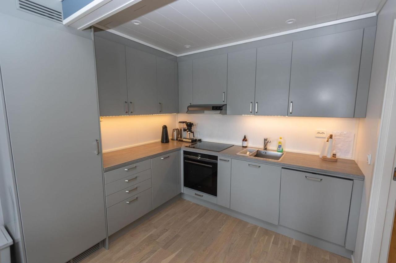 Four Bedroom Holiday Cottage In Sirdal Tjorhom Exterior photo