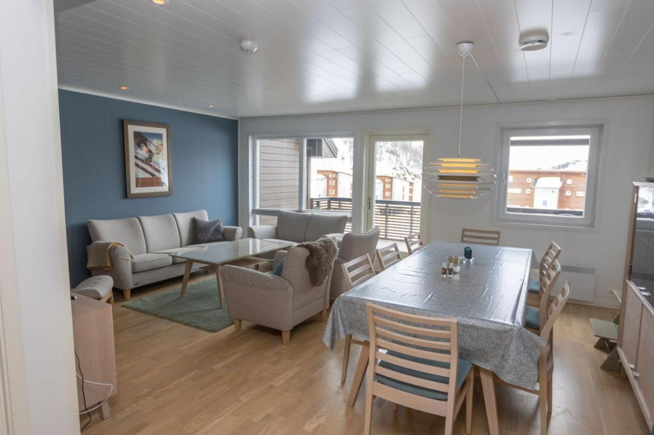 Four Bedroom Holiday Cottage In Sirdal Tjorhom Exterior photo